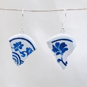 Shattered porcelain earrings
